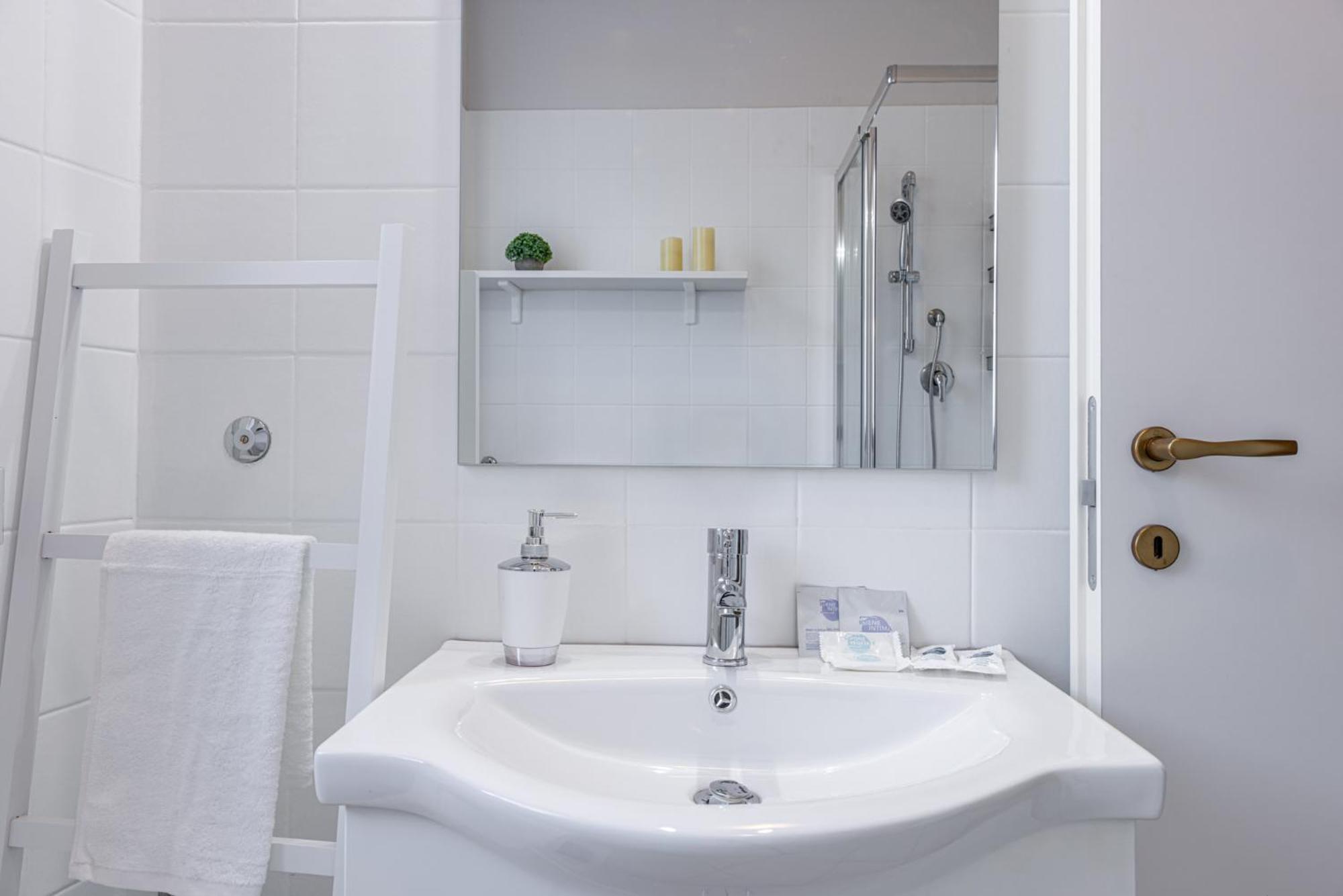 Gallarate Central Suite Eksteriør billede